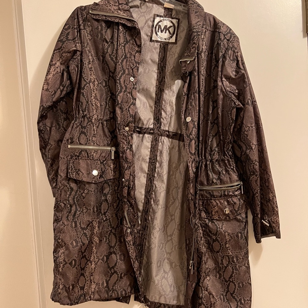 Michael Kors brand new rain coat Size P/S